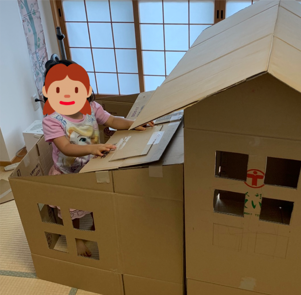 大きいダンボールハウスの作り方 親子で楽しく作ってみた ながやまの子育て風ブログ